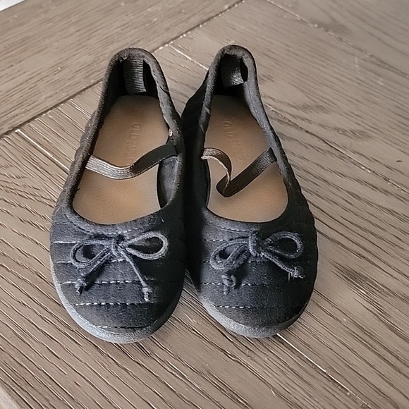 Old Navy Other - Old navy toddler ballets
